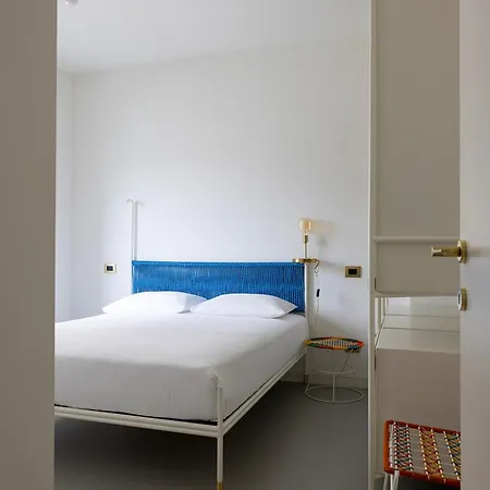 Casa Agrado - Atemporary Art 그라도